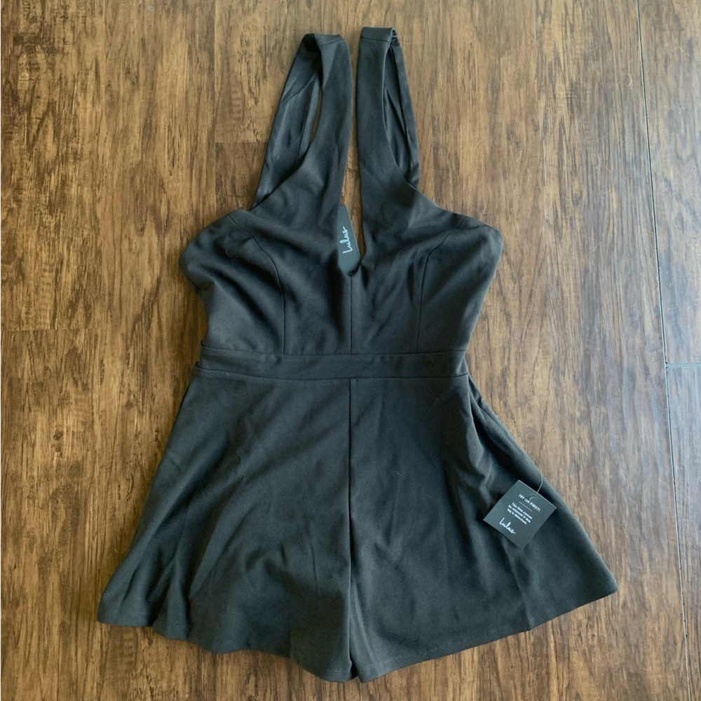Lulu's Classic Black romper new with tags size large